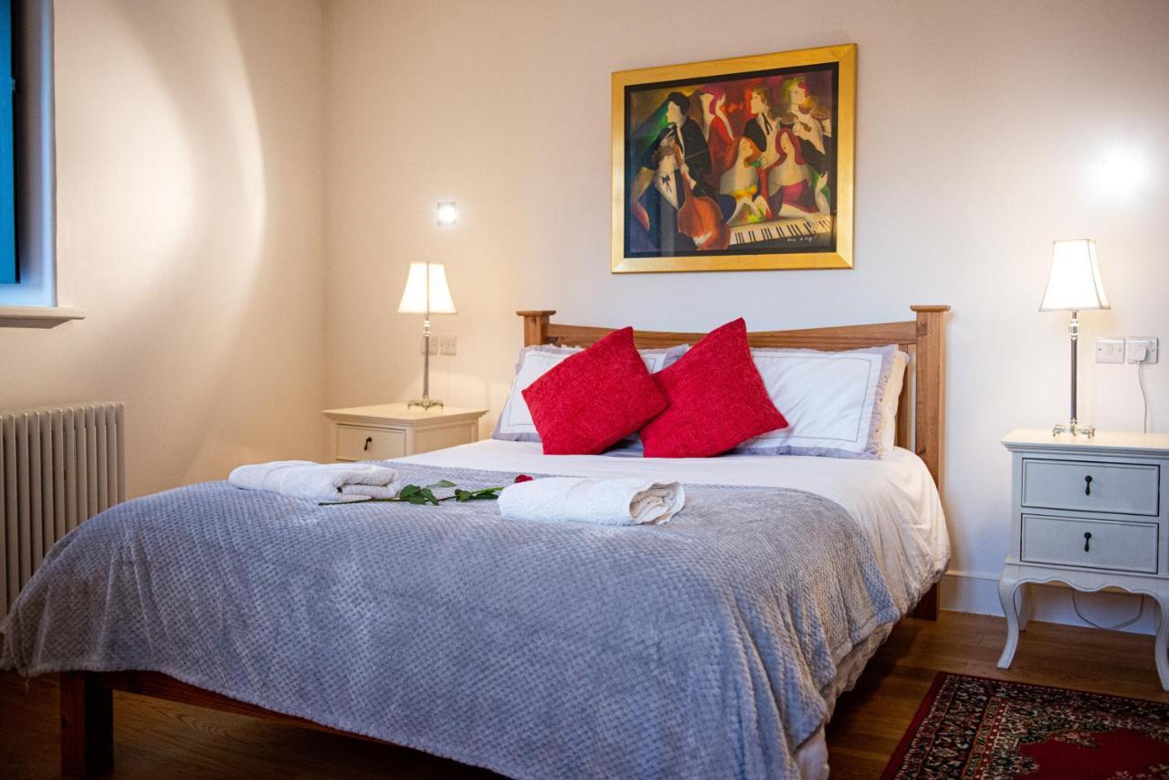 Stylish Town Centre Stay - 2-Bed Luxury Suite With Wifi Stamford Exteriér fotografie